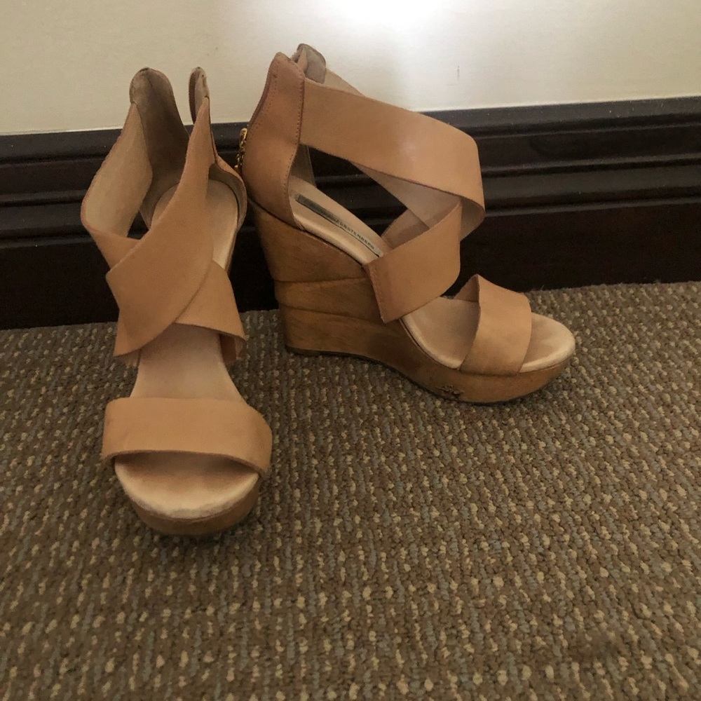 Diane Von Furstenberg DvF Opal Wedge Heels Light Brown Tan